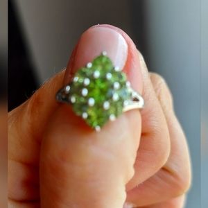 Green stone silver ring 💍